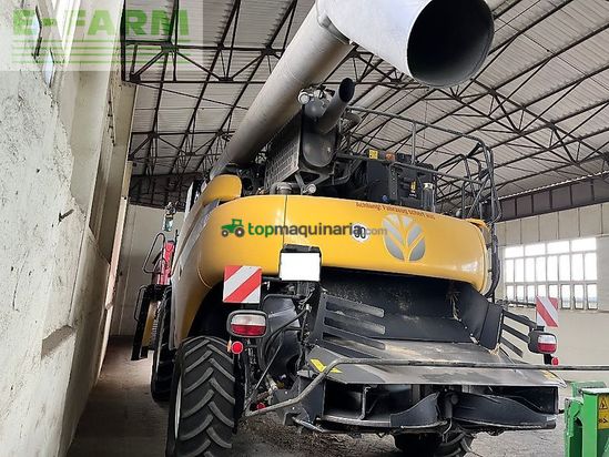 Cosechadora de Cereal - New Holland - cr 9.80