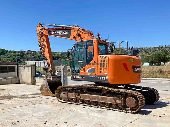 Excavadora DOOSAN DX235LCR