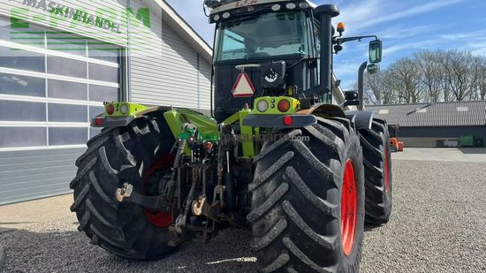 Tractor agrícola - Claas - xerion 3800 med frontlift