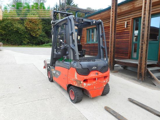 Elevadora - Linde - e30l-01 mit freihubmast + ss ( batt. 2021 )