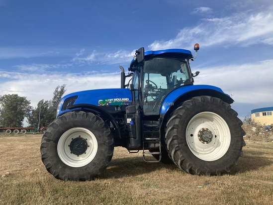 Tractor agrícola - New Holland - T7.235 Powercommand