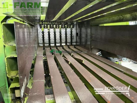 Empacadora gigant - Claas - quadrant 2200 rc