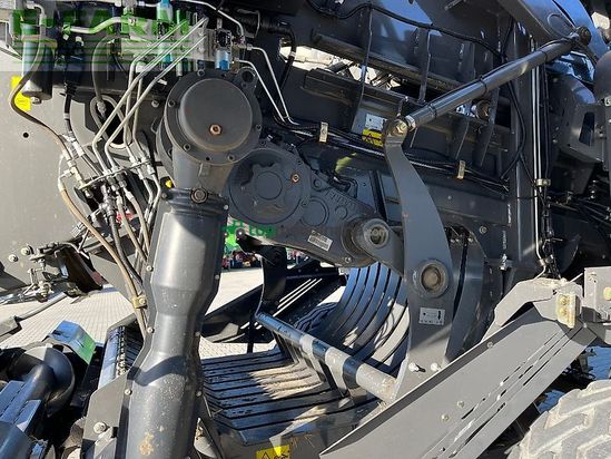 Empacadora gigant - Claas - quadrant 5300 rc