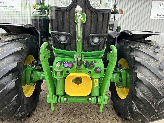 Tractor agrícola - John Deere - 6215r