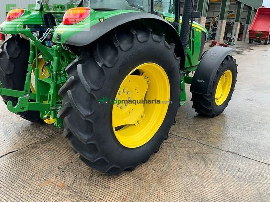 Tractor agrícola - John Deere - 5100m tractor (st24871)