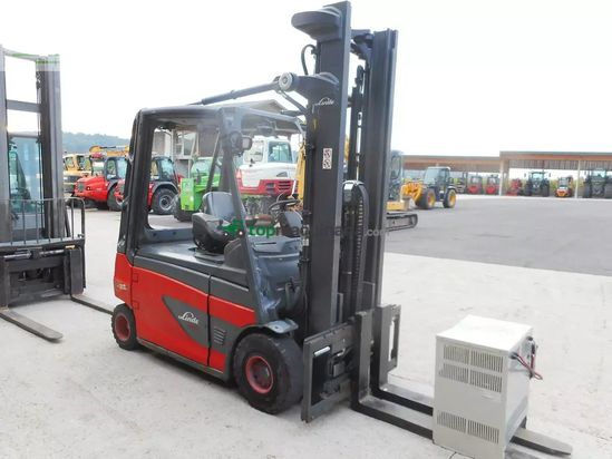 Elevadora - Linde - e30l-01 mit freihubmast + ss ( batt. 2021 )