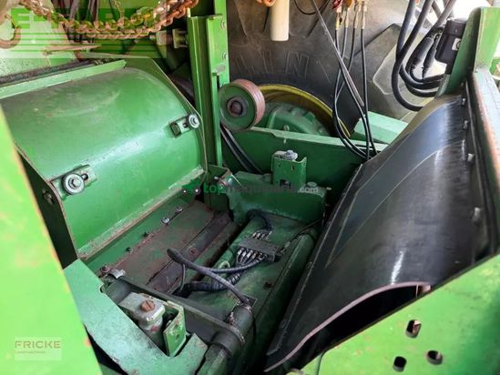 Cosechadora de Cereal - John Deere - 7300