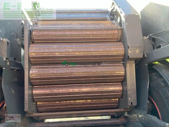 Empacadora gigant - Claas - rollant 455 rc uniwrap