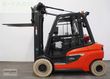 Elevadora - Linde - h 35 t 1202-01