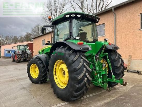 Tractor agrícola - John Deere - 8335r *powr shift*
