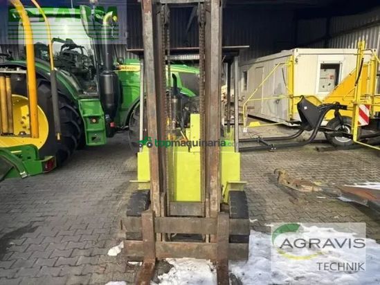 Elevadora - Clark - gpm20n