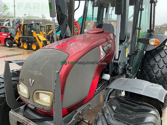 Tractor agrícola - Valtra - a93 tractor (st25537)