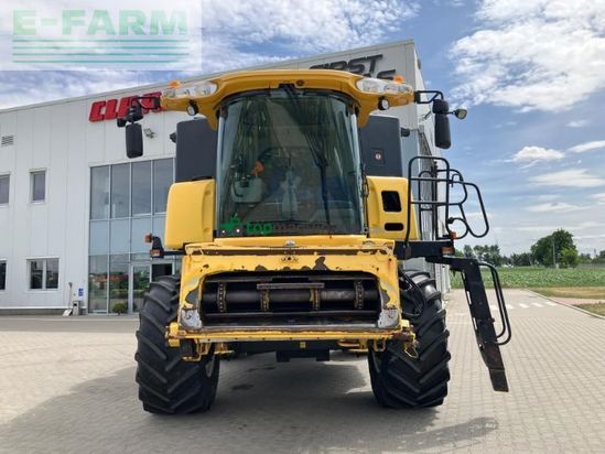 Cosechadora de Cereal - New Holland - cx 8080