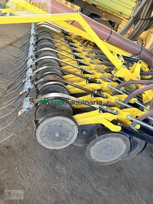 Combinado de siembra - Bednar - omega 6000 l bj. 2021