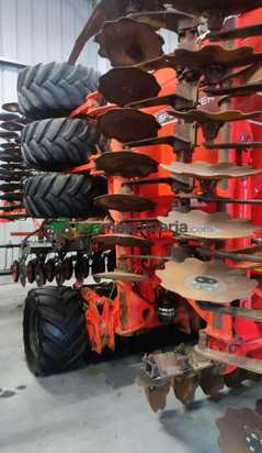 Sembradora Kuhn de discos de 6m