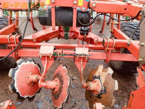 Cultivador - Kverneland - clc 600