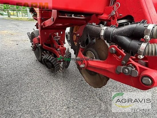 Sembradora - Väderstad - tempo tpv 8 + fronttank fh 2200