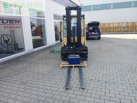 Elevadora - Hyster - j 3.5xn