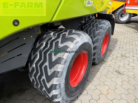 Empacadora gigant - Claas - quadrant 5200 fc