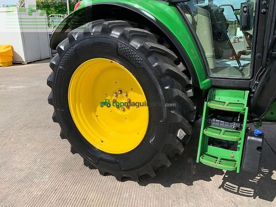 Tractor agrícola - John Deere - 6090m tractor (st26117)