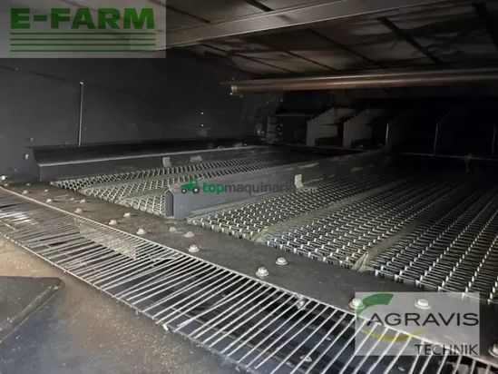 Cosechadora de Cereal - Claas - trion 660 terra trac allrad