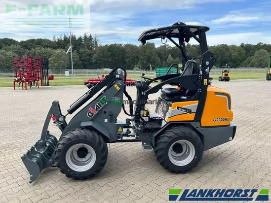 Minicargadora - Giant - g 2300 hd