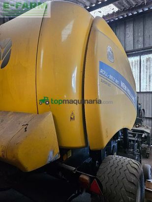 Empacadora gigant - New Holland - rollbelt 180 superfeed
