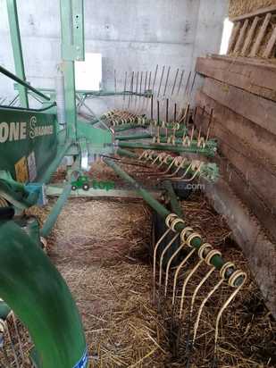Rastrillo Hilerador Krone Swadro 46