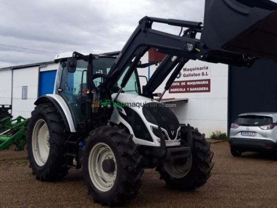 Tractor agrícola - Valtra - A114 con Pala