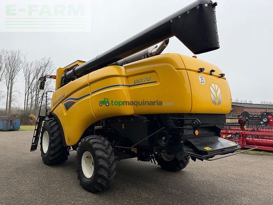 Cosechadora de Cereal - New Holland - ch7.70