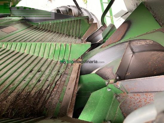 Cosechadora de Cereal - John Deere - T670
