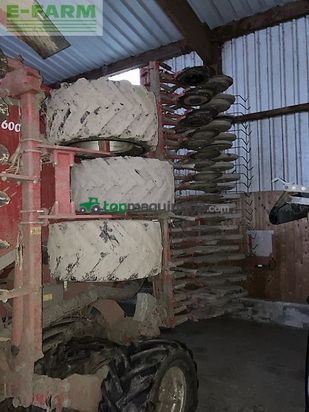 Sembradora - Kverneland - u-drill 6000 **jahresendralley**