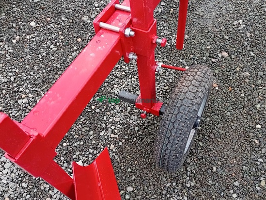 MAQUINA PARA PONER PLASTICO Y GOTEO. 