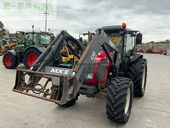 Tractor agrícola - Valtra - a93 tractor (st24382)