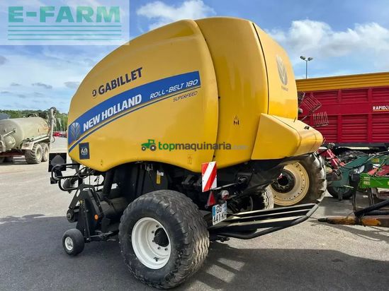 Empacadora gigant - New Holland - roll-belt180
