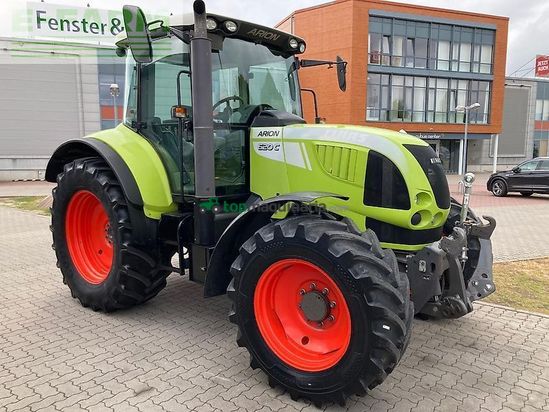 Tractor agrícola - Claas - arion 620 c C