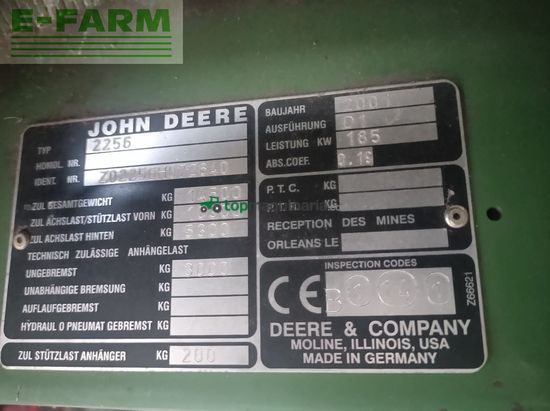 Cosechadora de Cereal - John Deere - 2256