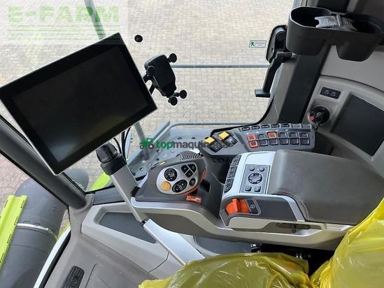 Cosechadora de Cereal - Claas - trion 530 montana