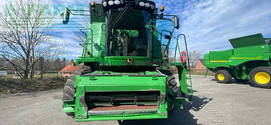 Cosechadora de Cereal - John Deere - T660