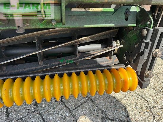 Cosechadora de Cereal - John Deere - 8700 a