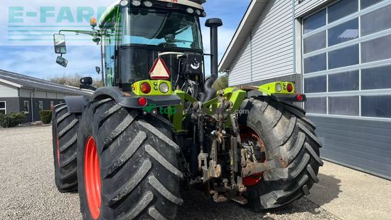 Tractor agrícola - Claas - xerion 3800 med frontlift