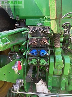 Tractor agrícola - John Deere - 8335r powr shift *original 4683 stunden*