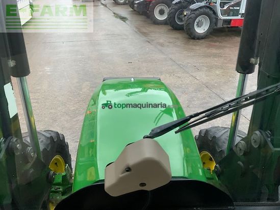 Tractor agrícola - John Deere - 5820 tractor (st24843)