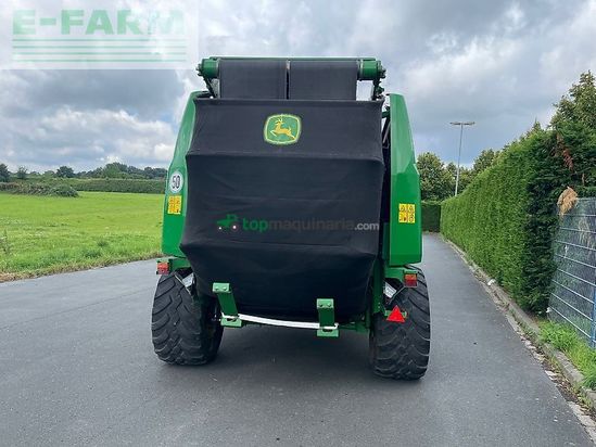 Empacadora gigant - John Deere - 990