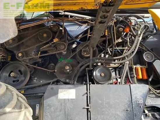 Cosechadora de Cereal - New Holland - cx 8090