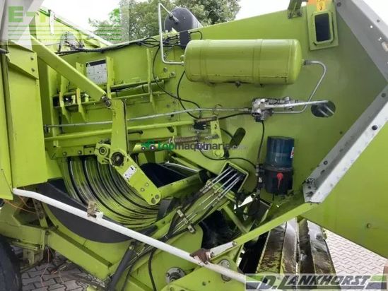 Empacadora gigant - Claas - quadrant 2200 rc