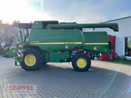 Cosechadora de Cereal - John Deere - w540