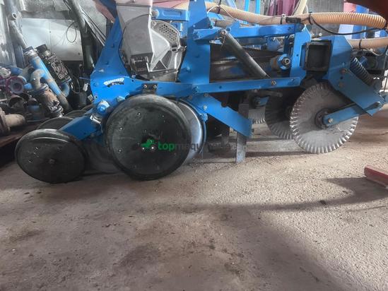 Sembradora monograno de maiz Monosem MG-plus