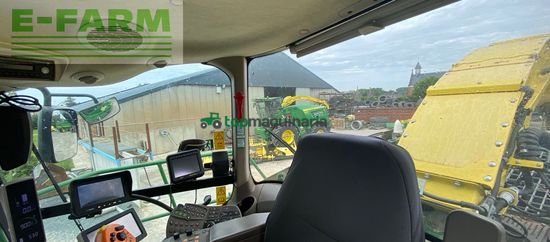 Cosechadora de Cereal - John Deere - 8300