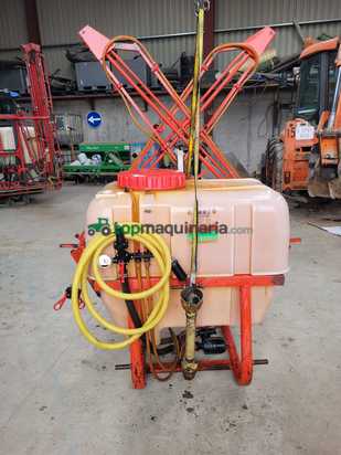 Pulverizador suspendido herbicida 500 litros